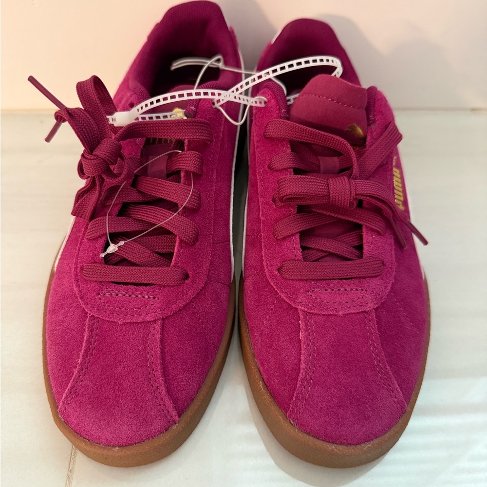 Puma Women's Fuchsia Suede Sneakers